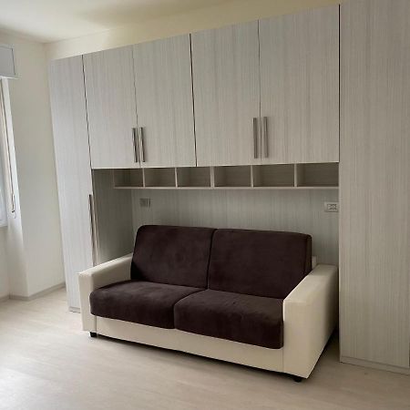 First Home Milano Esterno foto