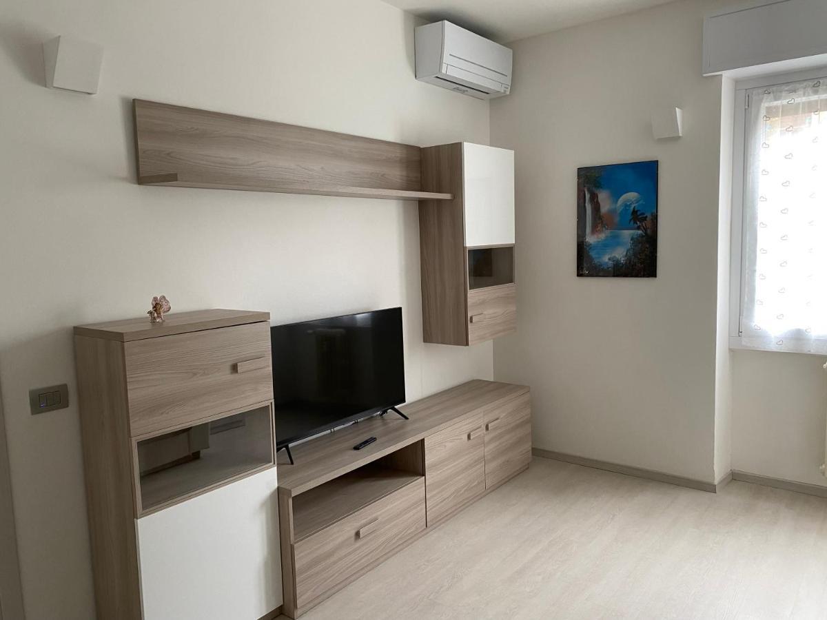 First Home Milano Esterno foto