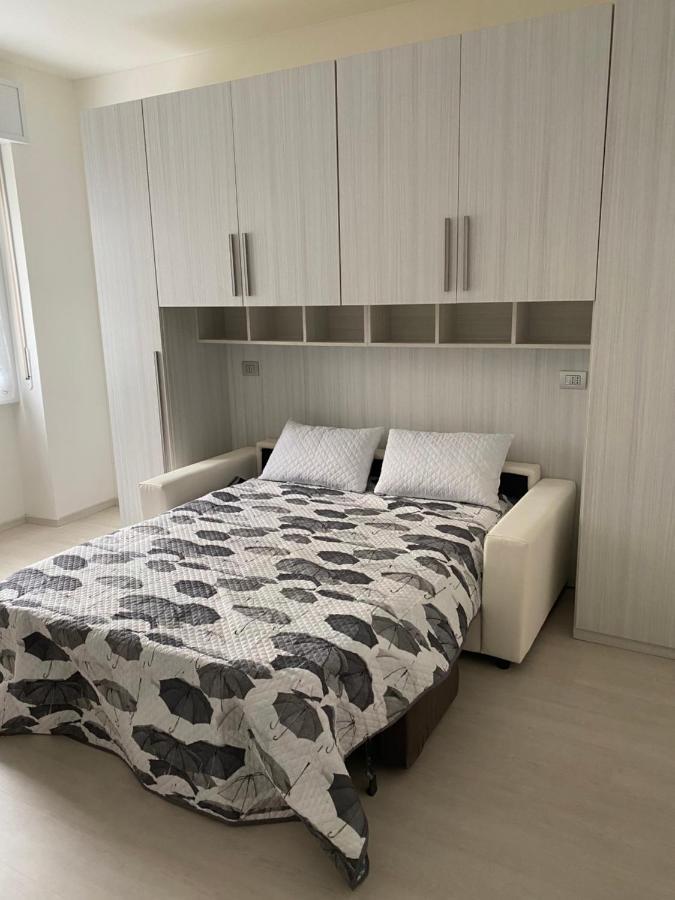 First Home Milano Esterno foto