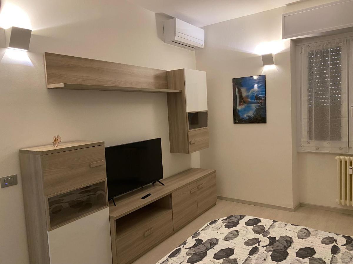 First Home Milano Esterno foto